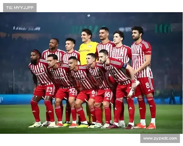 奥林匹亚科斯如何通过战术调整和球队管理持续称霸希腊足球联赛